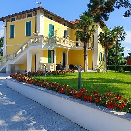 B&B Villa Preziosa Lago Maggiore 莱萨 外观 照片