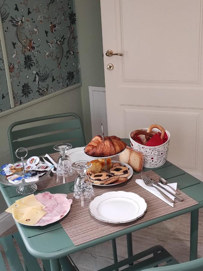 B&B Villa Preziosa Lago Maggiore 莱萨 外观 照片