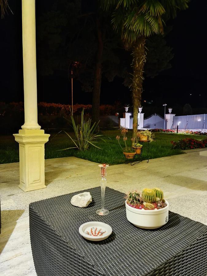 B&B Villa Preziosa Lago Maggiore 莱萨 外观 照片