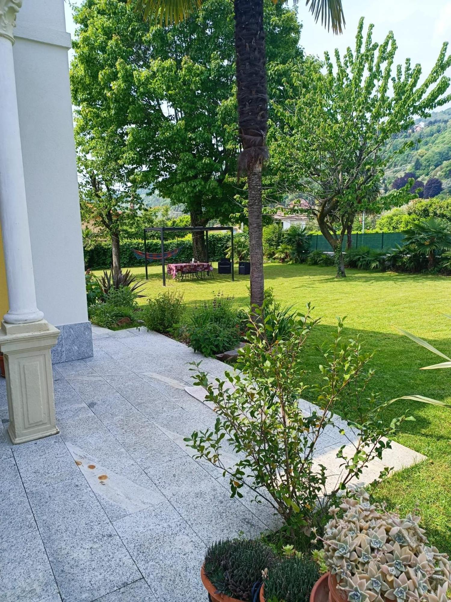 B&B Villa Preziosa Lago Maggiore 莱萨 外观 照片