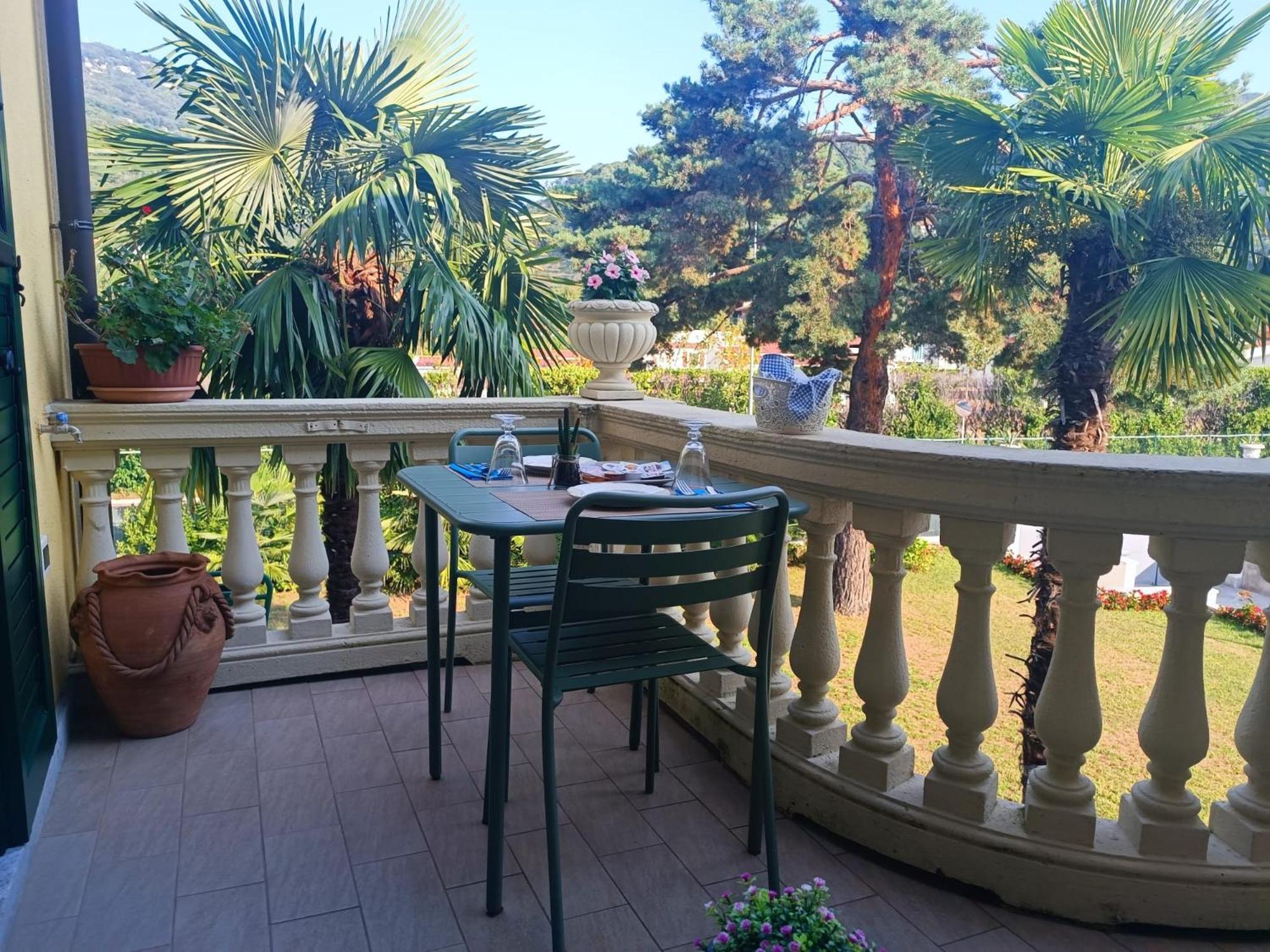 B&B Villa Preziosa Lago Maggiore 莱萨 外观 照片
