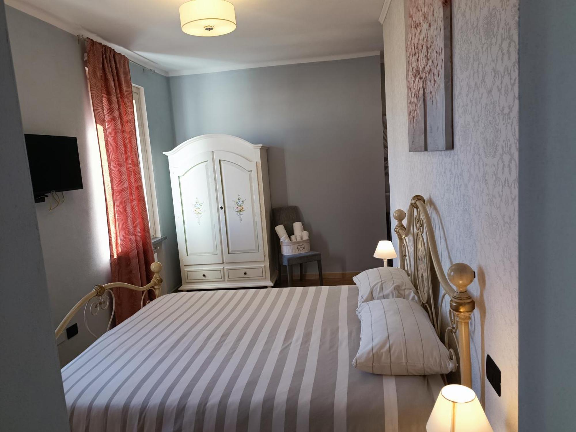 B&B Villa Preziosa Lago Maggiore 莱萨 外观 照片