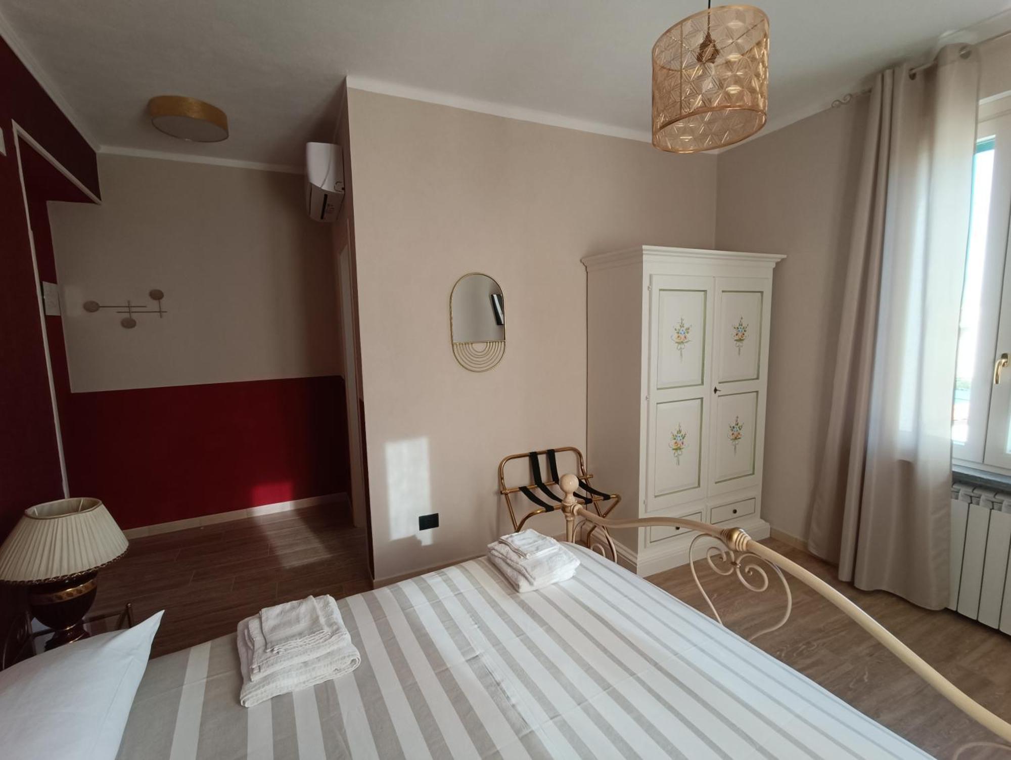 B&B Villa Preziosa Lago Maggiore 莱萨 客房 照片